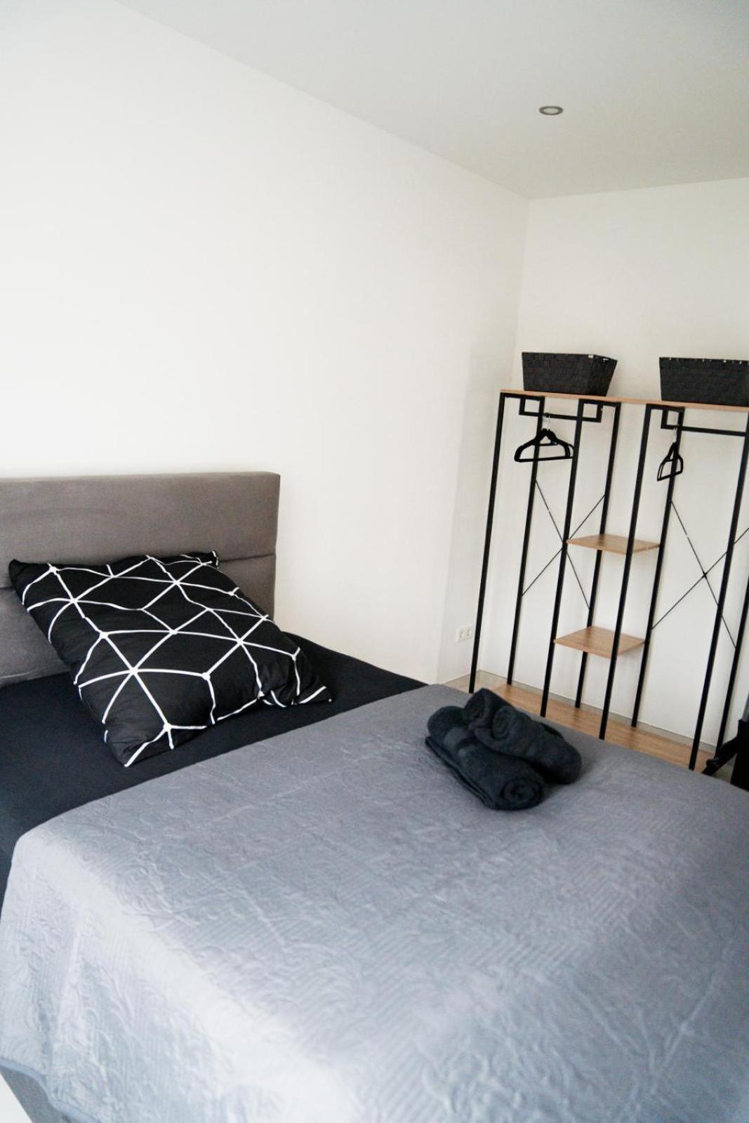 Ferienwohnung Hills Дуйсбург Экстерьер фото
